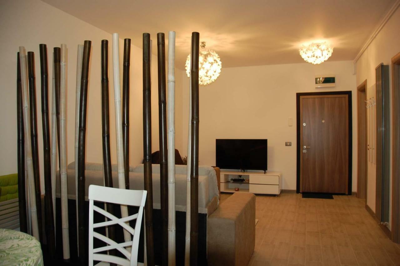 Umi Apartment Alezzi Resort Năvodari Exterior foto